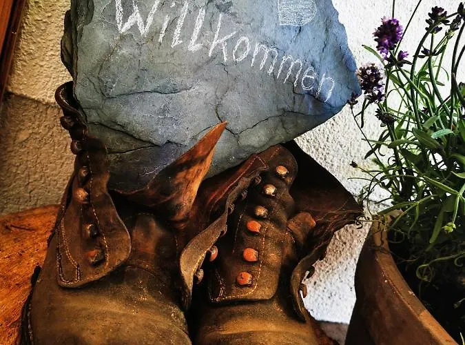 Sonne ادلبودن